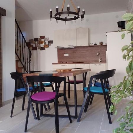 Apartment Tia Вис Экстерьер фото